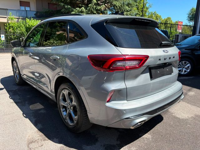 FORD Kuga usata, con Autoradio