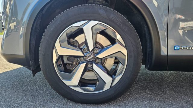 NISSAN Qashqai usata, con Sensori di parcheggio posteriori
