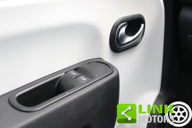 RENAULT Twingo usata 24