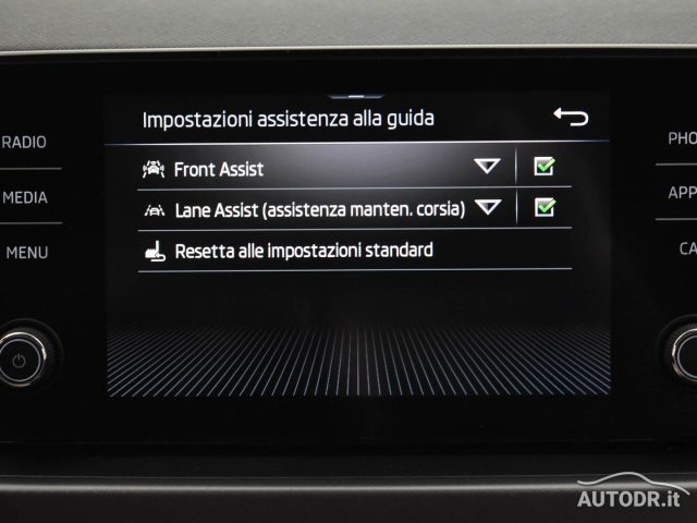 SKODA Kamiq usata, con Frenata d