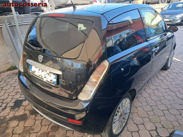LANCIA Ypsilon usata, con Alzacristalli elettrici