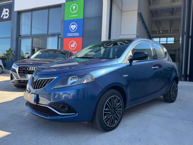 LANCIA Ypsilon usata, con ABS