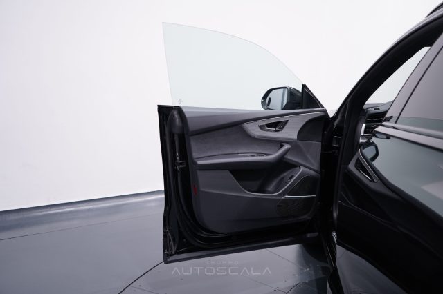 AUDI Q8 usata, con Climatizzatore