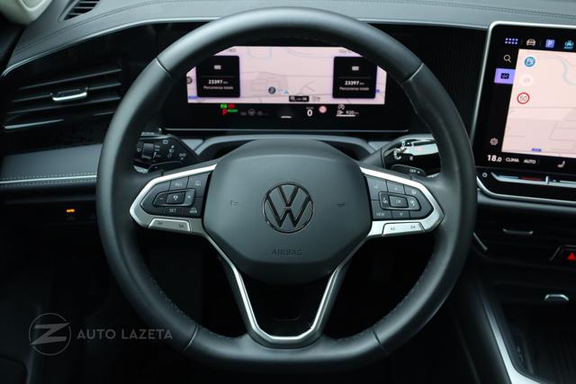 VOLKSWAGEN Passat usata, con Sedile posteriore sdoppiato