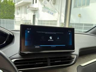 PEUGEOT 3008 usata, con Fari LED