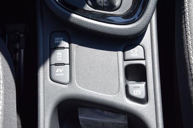 TOYOTA Yaris Cross usata, con Touch screen