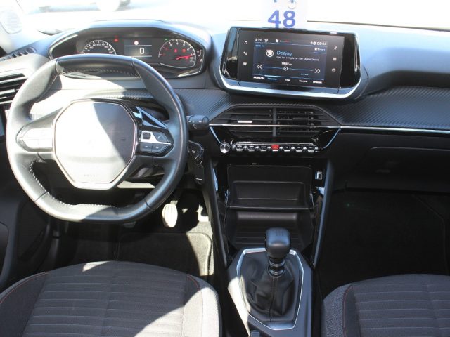 PEUGEOT 2008 usata, con Fari LED