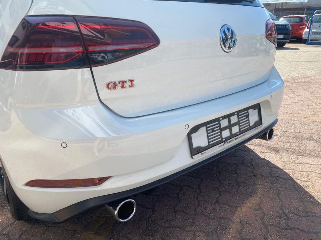 VOLKSWAGEN Golf GTI usata, con Airbag