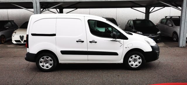 PEUGEOT Partner usata, con Alzacristalli elettrici