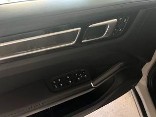 PORSCHE Cayenne usata, con Airbag testa