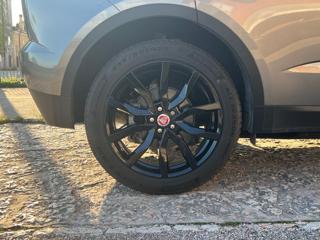 JAGUAR E-Pace usata, con Sedile posteriore sdoppiato