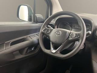 OPEL Combo usata, con Autoradio digitale