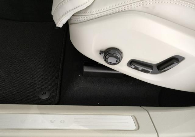 VOLVO XC60 usata, con Filtro antiparticolato