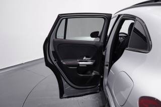 MERCEDES-BENZ GLA 200 usata, con Isofix