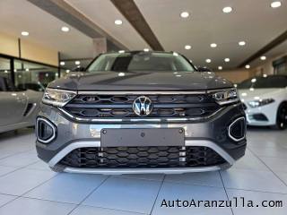 VOLKSWAGEN T-Roc usata, con Sedile posteriore sdoppiato