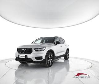VOLVO XC40 B4 AWD Geartronic R-design