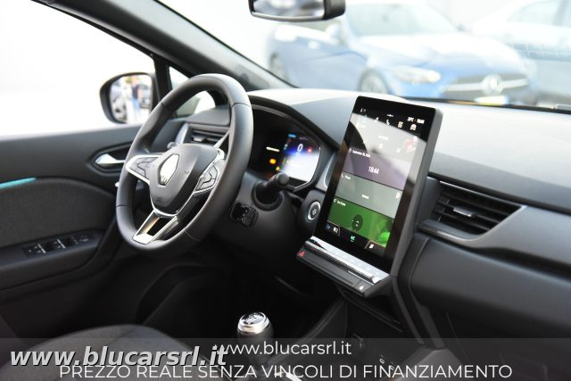 RENAULT Captur usata 9