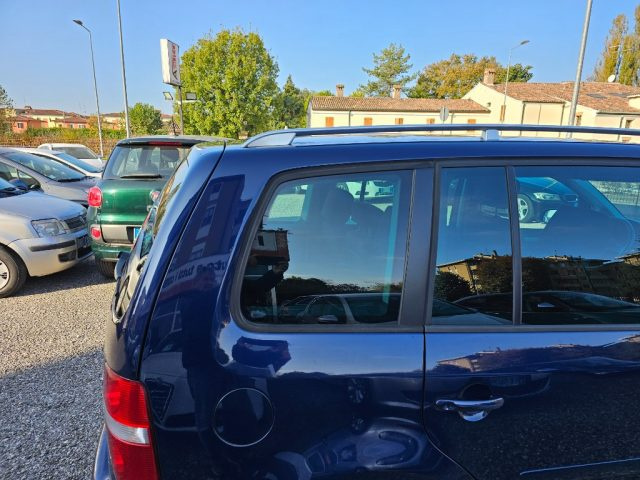 VOLKSWAGEN Touran usata 65