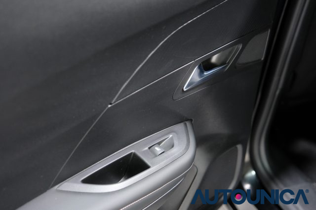 PEUGEOT 2008 usata, con Sistema di riconoscimento della stanchezza