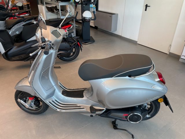 VESPA Elettrica usata 7