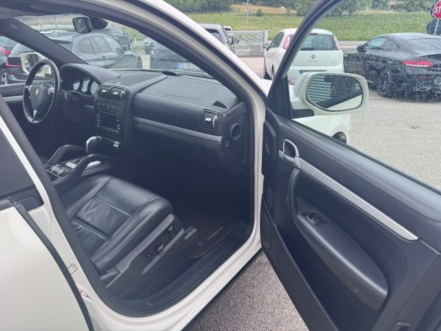 PORSCHE Cayenne usata 19