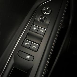 PEUGEOT 3008 usata, con Chiusura centralizzata telecomandata