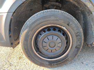 VOLKSWAGEN Crafter usata, con Touch screen