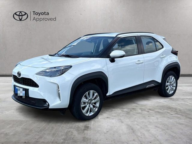 TOYOTA Yaris Cross usata, con Autoradio