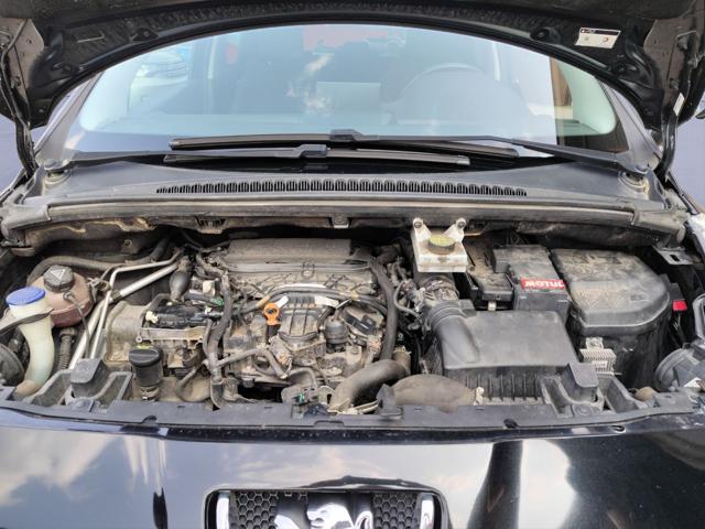 PEUGEOT 5008 usata, con Park Distance Control