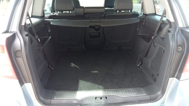 OPEL Zafira usata, con Bracciolo