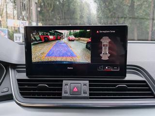 AUDI Q5 usata, con Sensori di parcheggio anteriori