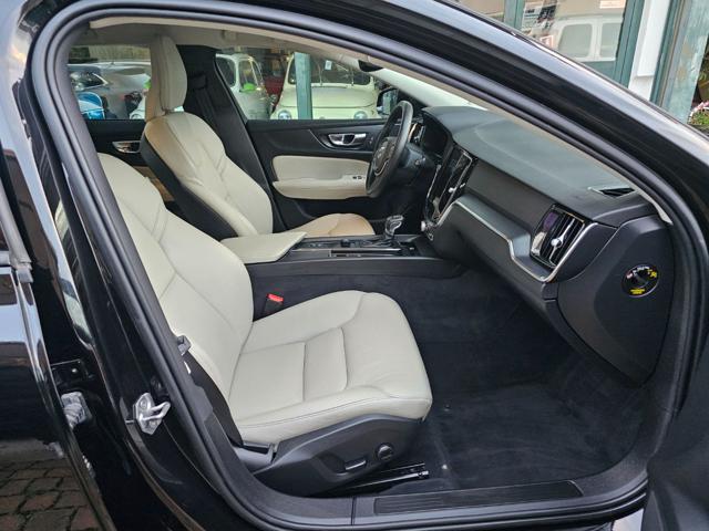 VOLVO V60 usata, con Cerchi in lega