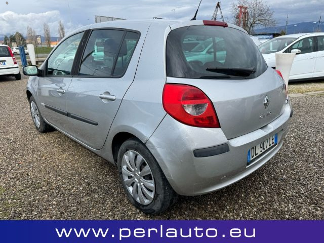 RENAULT Clio usata, con Airbag
