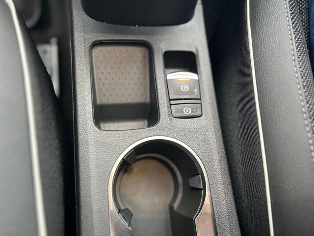 RENAULT Captur usata, con Park Distance Control