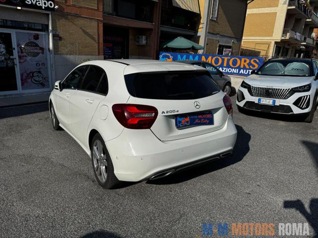 MERCEDES-BENZ A 200 usata, con Cerchi in lega