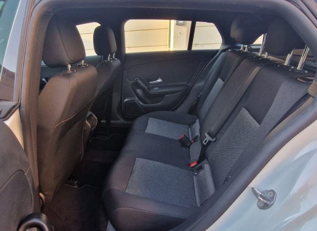 MERCEDES-BENZ CLA 200 usata, con Servosterzo