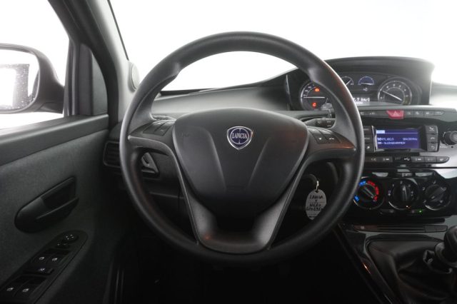 LANCIA Ypsilon usata 12