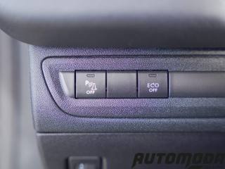 PEUGEOT 208 usata, con Airbag testa