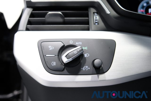 AUDI A4 usata, con Fari LED