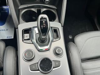 ALFA ROMEO Stelvio usata, con Cerchi in lega