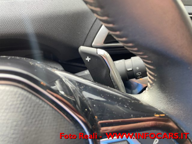 PEUGEOT 3008 usata, con Touch screen