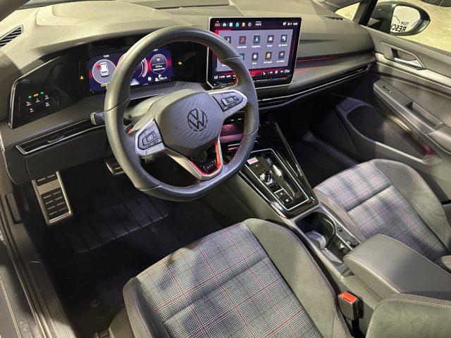 VOLKSWAGEN Golf GTI usata, con Boardcomputer
