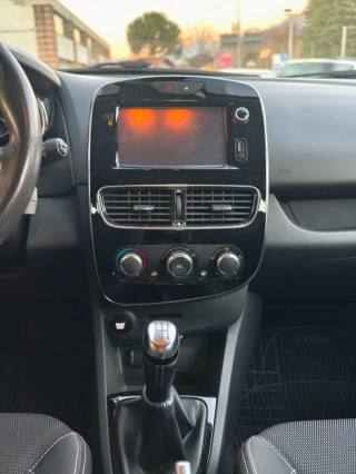 RENAULT Clio usata, con Climatizzatore