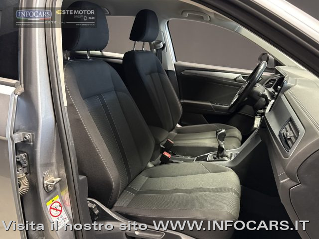 VOLKSWAGEN T-Roc usata, con Autoradio