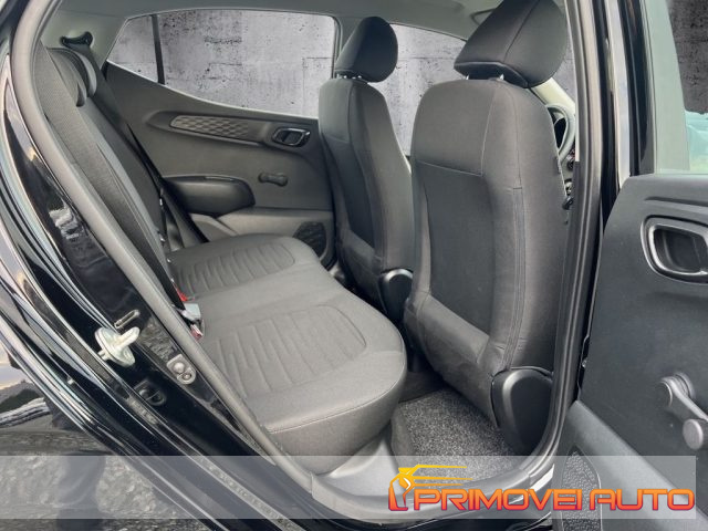 HYUNDAI i10 usata, con Airbag laterali