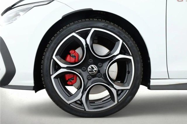 VOLKSWAGEN Golf GTI usata, con Autoradio