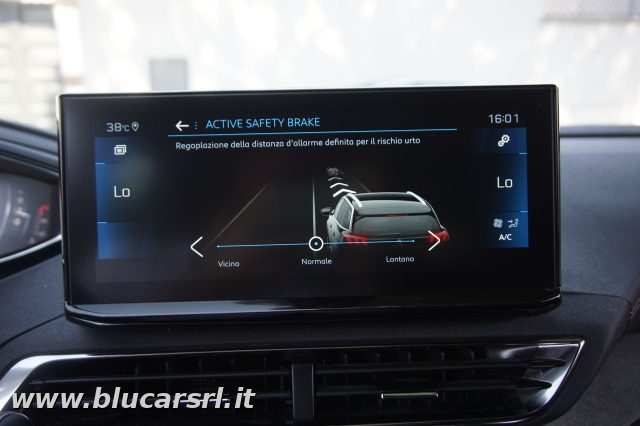 PEUGEOT 5008 usata, con Sensori di parcheggio posteriori