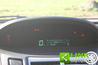 TOYOTA Yaris usata, con Airbag testa