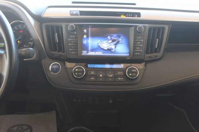 TOYOTA RAV 4 usata, con Sistema di navigazione