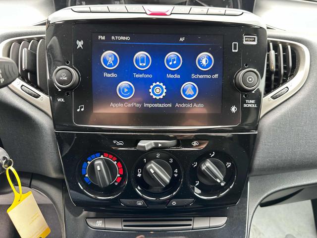 LANCIA Ypsilon usata, con Fendinebbia